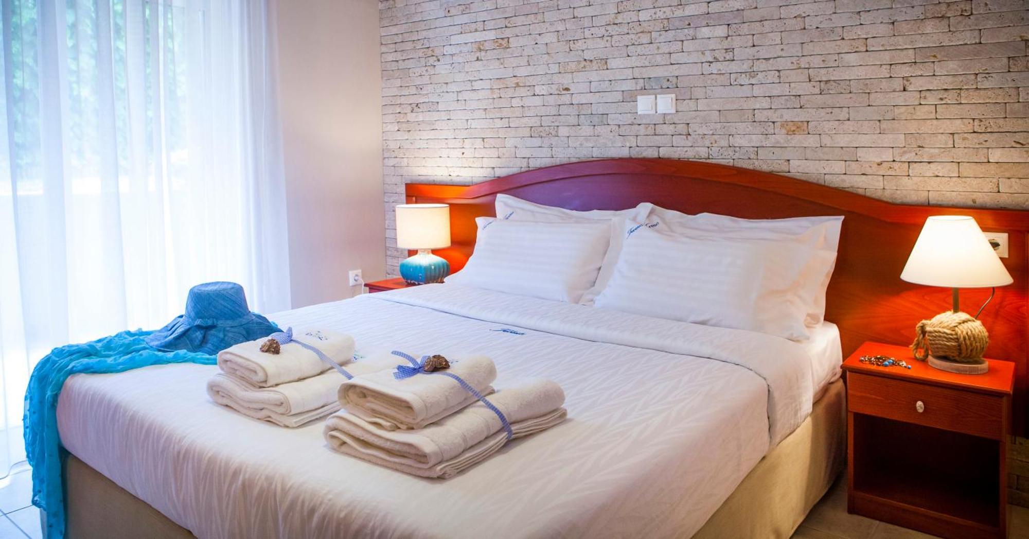 Villa Teresa Luxury Suites Liménasz Szoba fotó